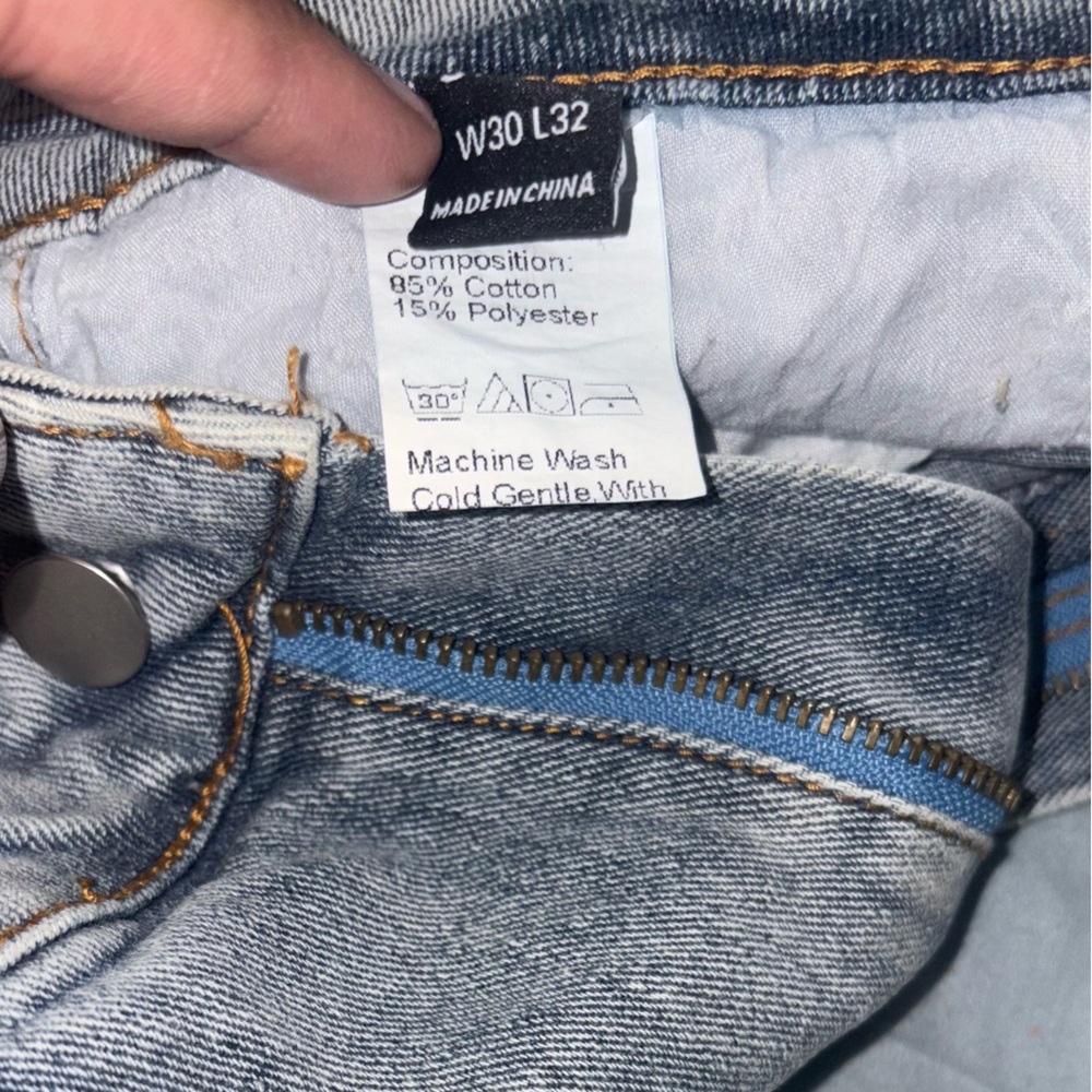 Lace-Up Denim Jeans - Picture 6 of 8